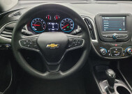 2018 Chevrolet Malibu in Pensacola, FL 32505 - 2343604 22