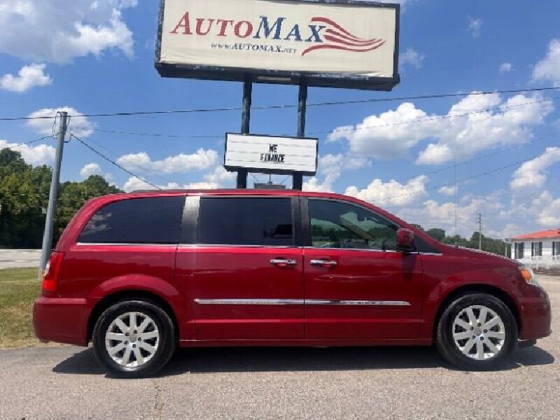 2015 Chrysler Town & Country in Henderson, NC 27536 - 2344317
