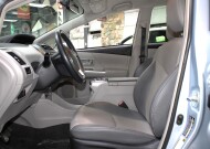 2016 Toyota Prius V in Lombard, IL 60148 - 2344359 16