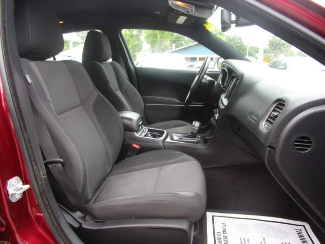 2017 Dodge Charger in Tampa, FL 33604-6914 - 2344594 35