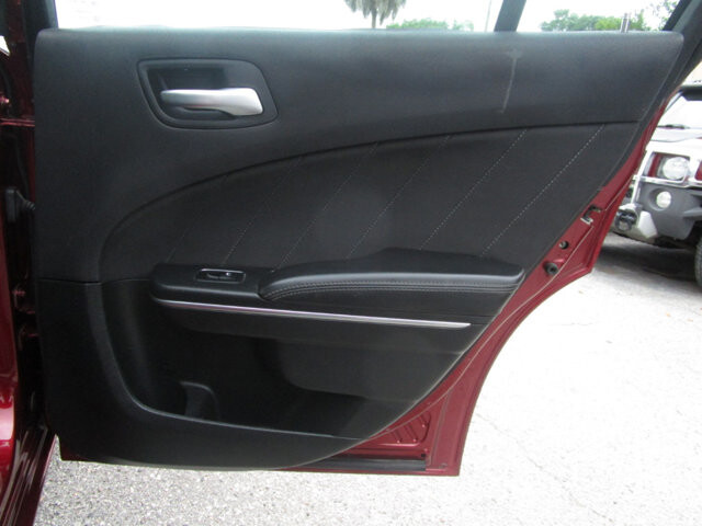 2017 Dodge Charger in Tampa, FL 33604-6914 - 2344594 44