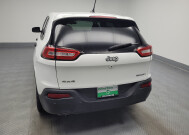 2017 Jeep Cherokee in Indianapolis, IN 46222 - 2346599 6
