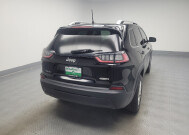 2019 Jeep Cherokee in Indianapolis, IN 46222 - 2346828 7
