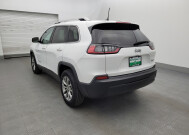 2019 Jeep Cherokee in Clearwater, FL 33764 - 2347132 5
