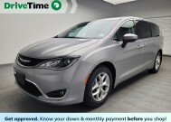 2017 Chrysler Pacifica in Taylor, MI 48180 - 2347259 1