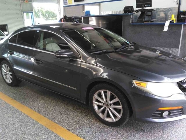 2010 Volkswagen CC in Pompano Beach, FL 33064 - 2347807 22