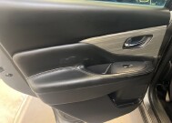 2017 Nissan Murano in Milwaulkee, WI 53221 - 2348347 11