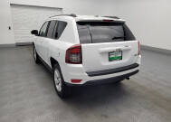 2016 Jeep Compass in Jacksonville, FL 32210 - 2348665 5
