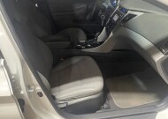 2014 Hyundai Sonata in Conyers, GA 30094 - 2348809 18