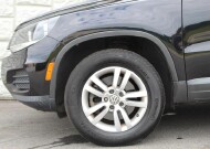 2016 Volkswagen Tiguan in Decatur, GA 30032 - 2348848 9