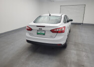 2014 Ford Focus in Fairfield, OH 45014 - 2349068 7