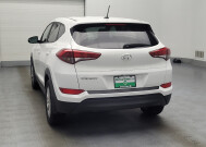 2017 Hyundai Tucson in Marietta, GA 30062 - 2349139 6