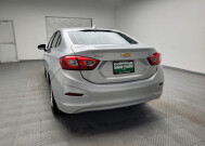 2017 Chevrolet Cruze in Temple Hills, MD 20746 - 2349502 6