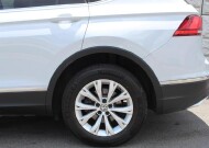 2018 Volkswagen Tiguan in Decatur, GA 30032 - 2349751 10