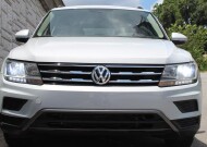 2018 Volkswagen Tiguan in Decatur, GA 30032 - 2349751 3