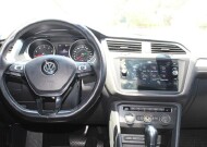2018 Volkswagen Tiguan in Decatur, GA 30032 - 2349751 16