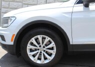 2018 Volkswagen Tiguan in Decatur, GA 30032 - 2349751 9