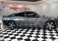 2017 Dodge Charger in Lombard, IL 60148 - 2349968 3