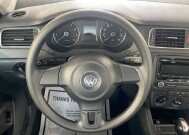 2014 Volkswagen Jetta in Milwaukee, WI 53221 - 2350136 5