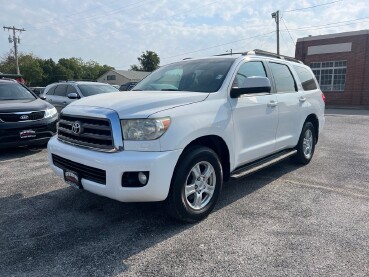 2016 Toyota Sequoia in Ardmore, OK 73401