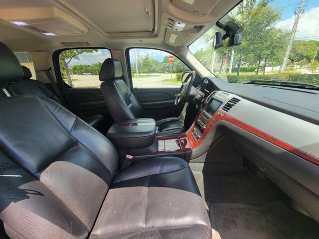 2007 Cadillac Escalade in Pompano Beach, FL 33064 - 2350868 46