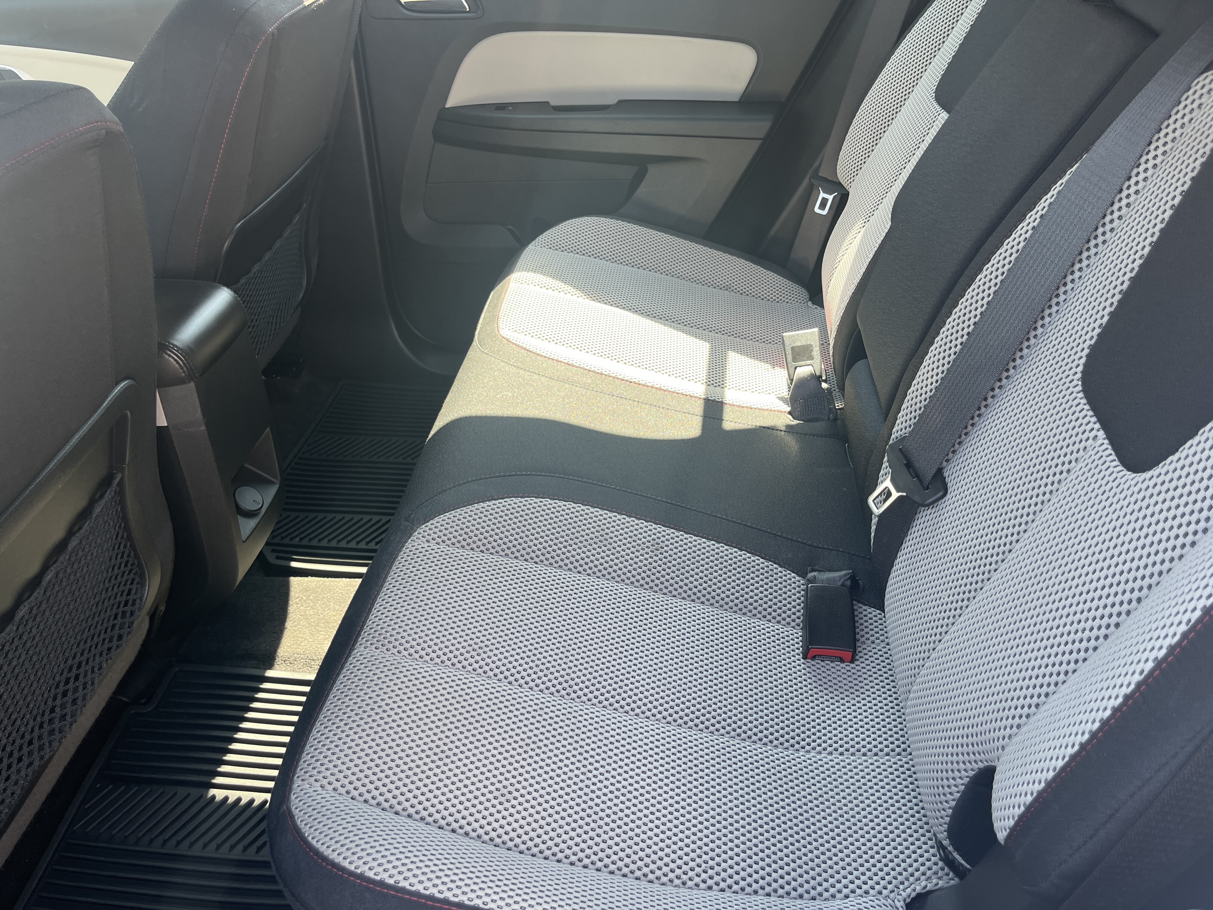 2016 Chevrolet Equinox in Phoenix, AZ 85022 - 2355066 17