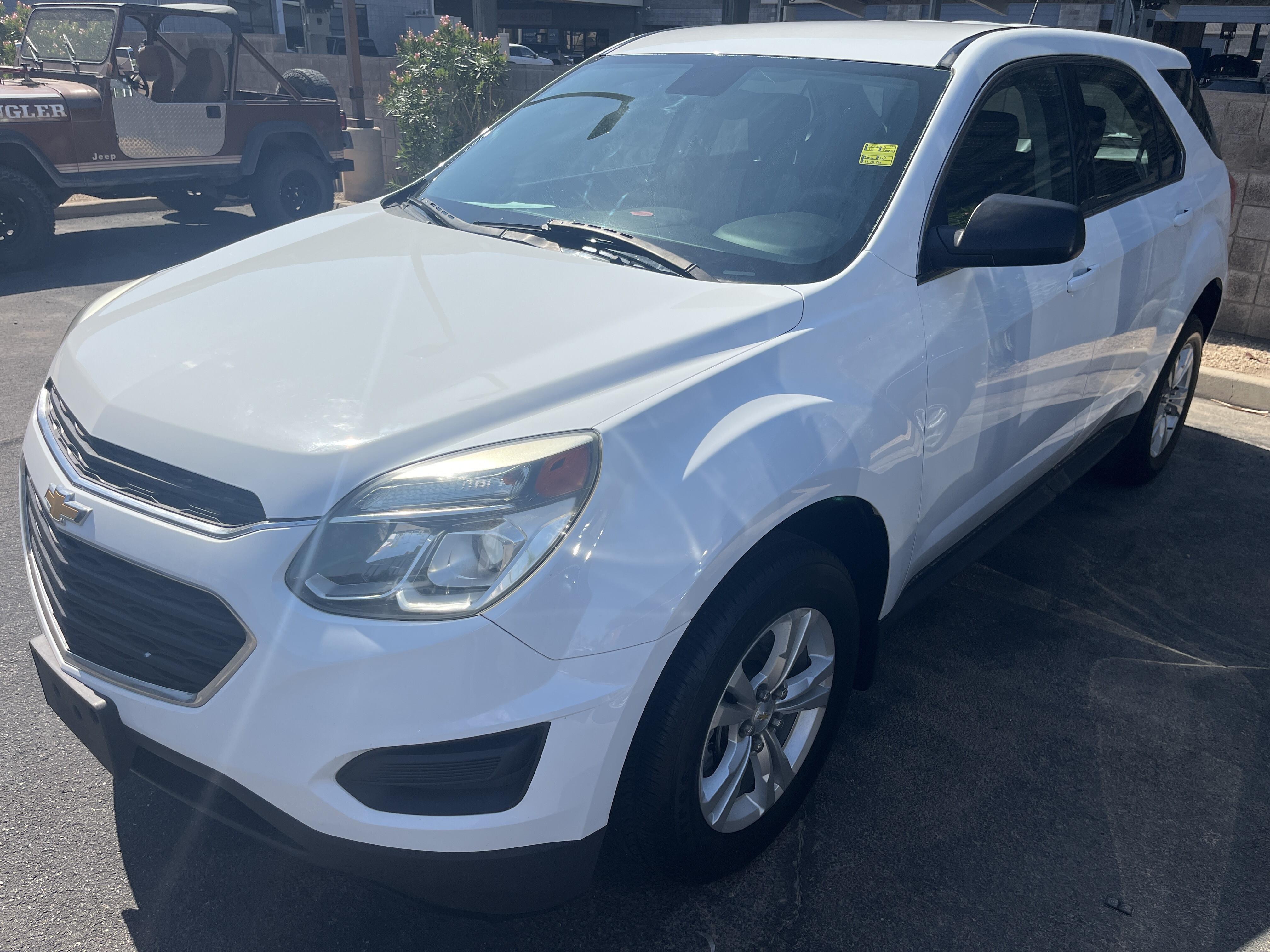 2016 Chevrolet Equinox in Phoenix, AZ 85022 - 2355066 10