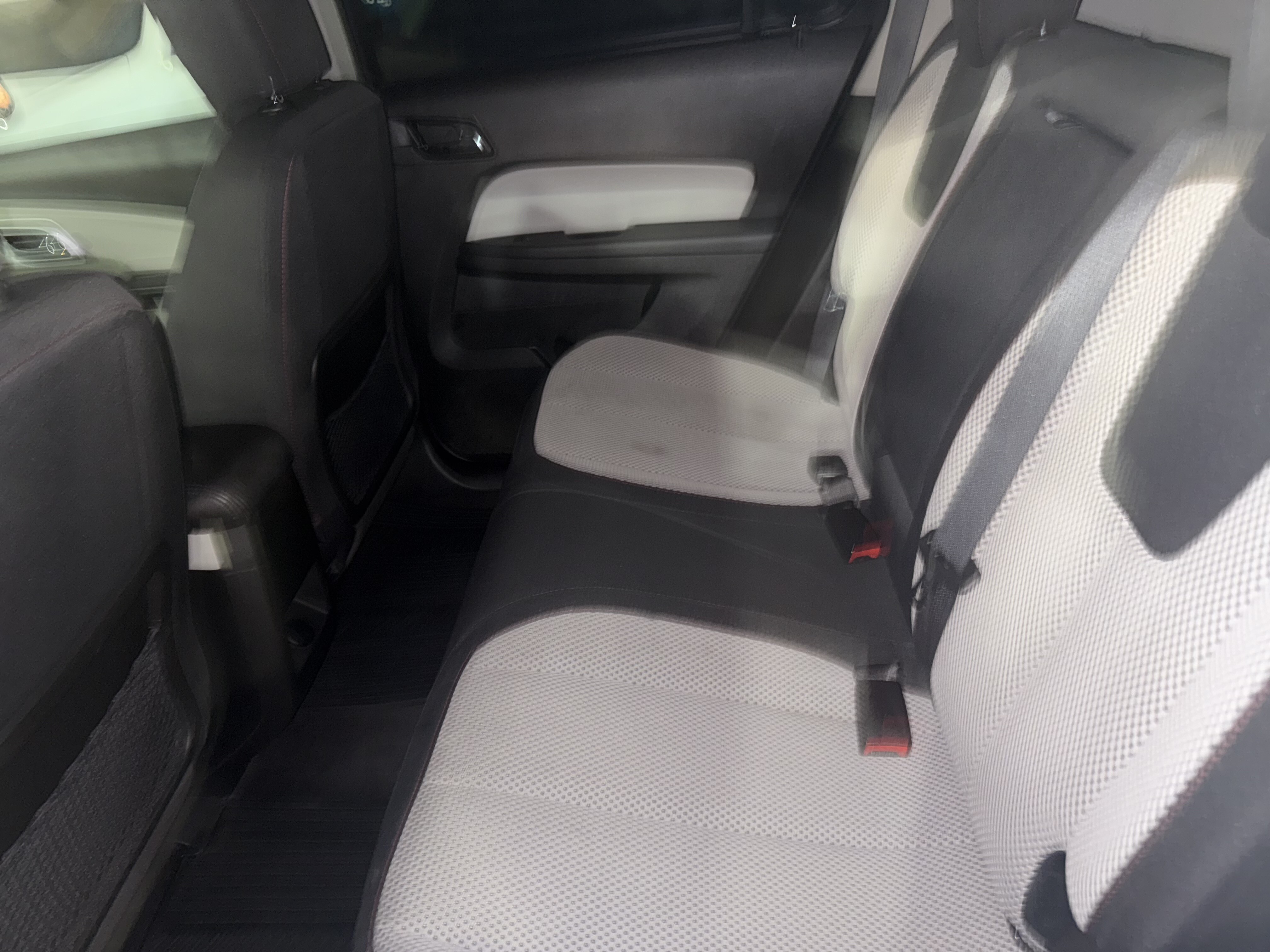 2016 Chevrolet Equinox in Phoenix, AZ 85022 - 2355066 8