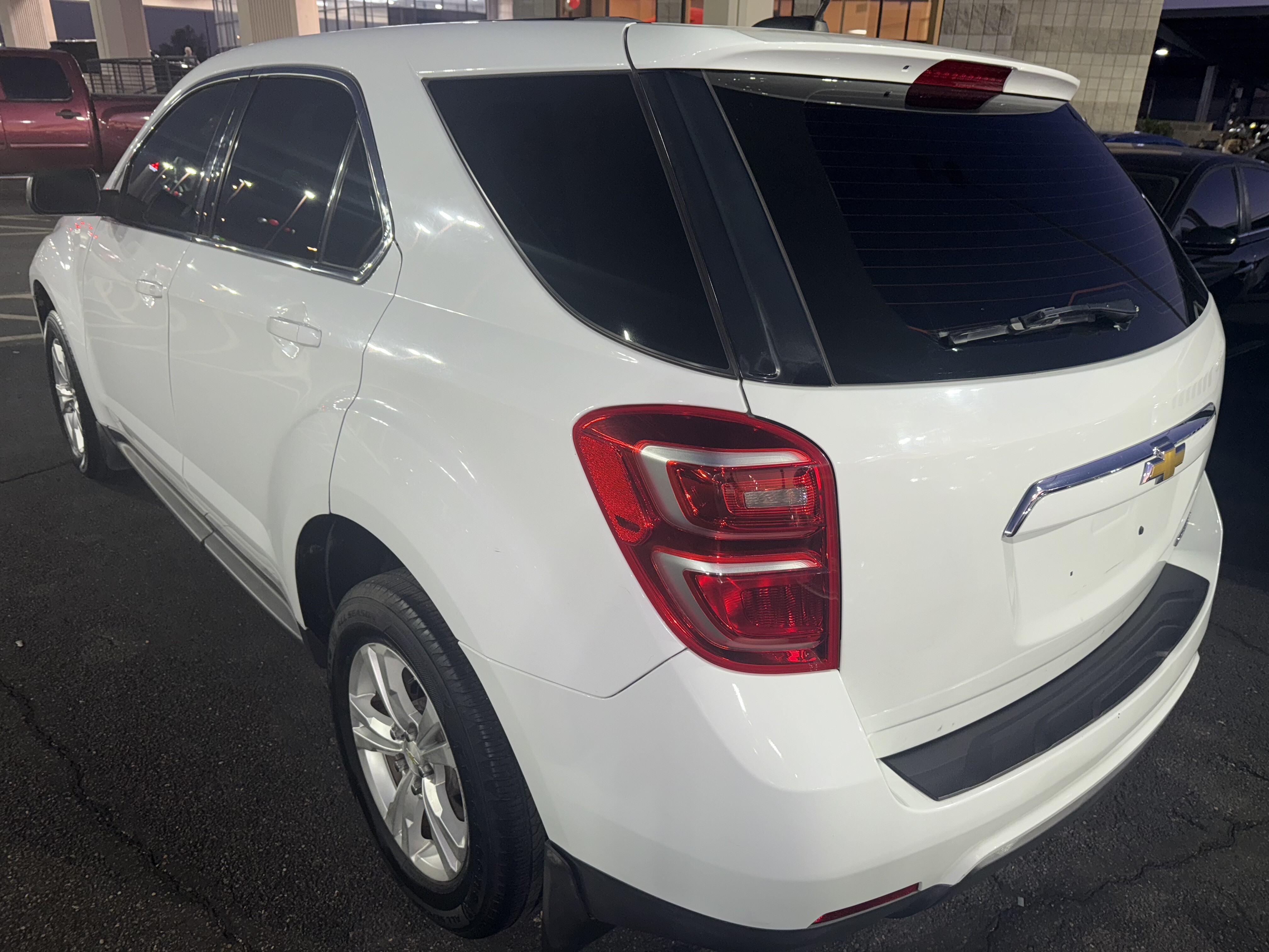 2016 Chevrolet Equinox in Phoenix, AZ 85022 - 2355066 6