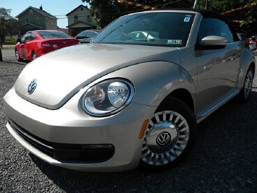 2015 Volkswagen Beetle in New Philadelphia, OH 44663