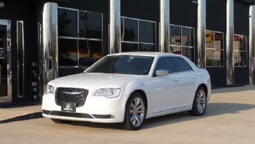 2018 Chrysler 300 in Pasadena, TX 77504