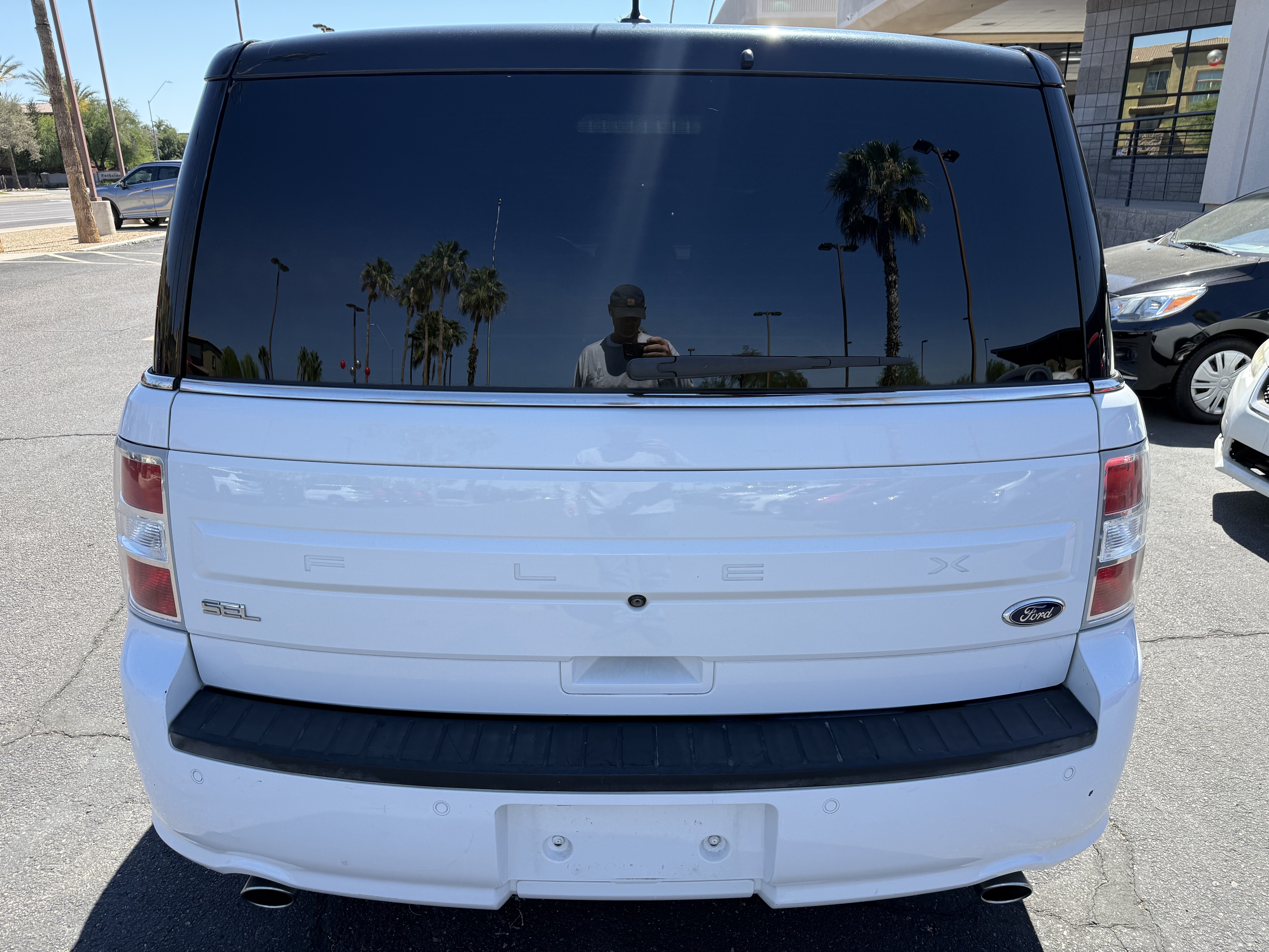 2015 Ford Flex in Phoenix, AZ 85022 - 2359025 5