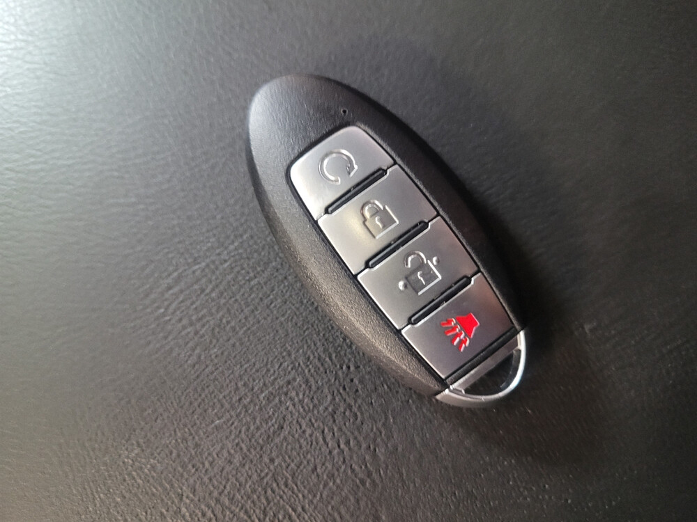 2020 Nissan Pathfinder in Greensboro, NC 27407 - 2360541 58