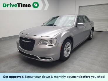 2016 Chrysler 300 in Van Nuys, CA 91411