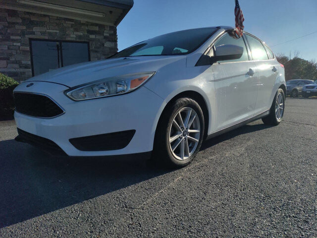 2018 Ford Focus in North Little Rock, AR 72117-1620 - 2363763 7