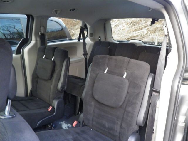 2014 Dodge Grand Caravan in Barton, MD 21521 - 2364158 4