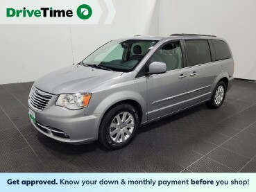 2016 Chrysler Town & Country in Salem, VA 24153