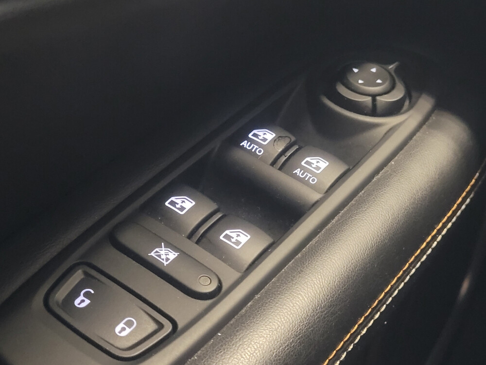 2019 Jeep Compass in Charleston, SC 29414 - 2368666 54