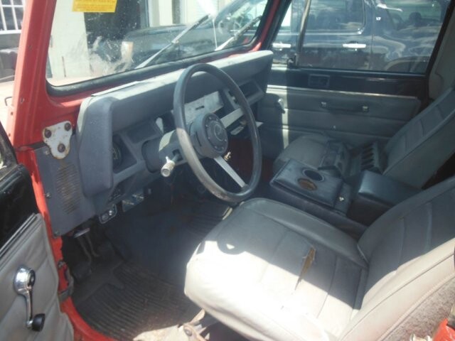 1988 Jeep Wrangler in Holiday, FL 34690 - 2370031 14