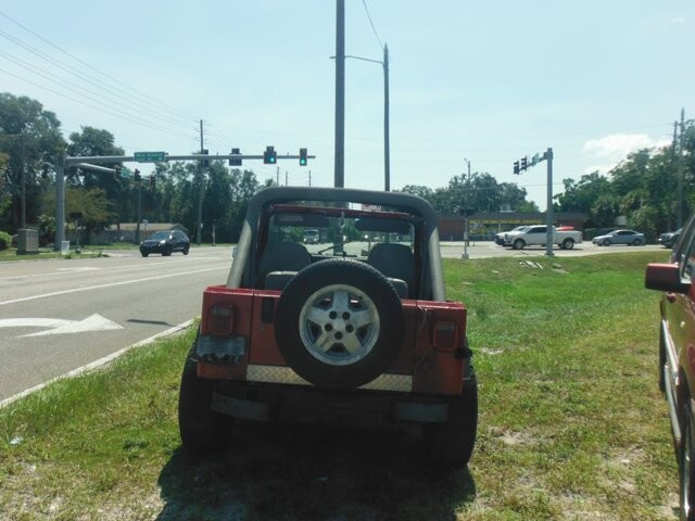 1988 Jeep Wrangler in Holiday, FL 34690 - 2370031 5