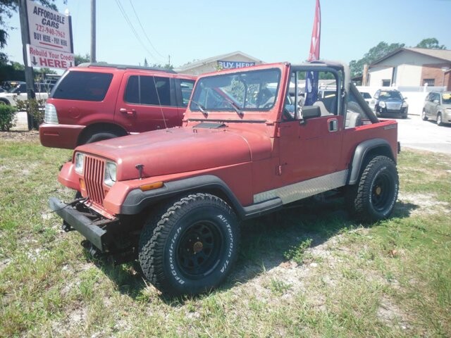 1988 Jeep Wrangler in Holiday, FL 34690 - 2370031 4