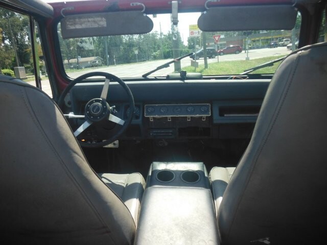 1988 Jeep Wrangler in Holiday, FL 34690 - 2370031 10