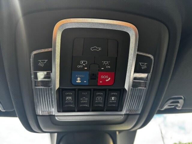 2021 RAM 1500 in Indianapolis, IN 46222-4002 - 2370033 15