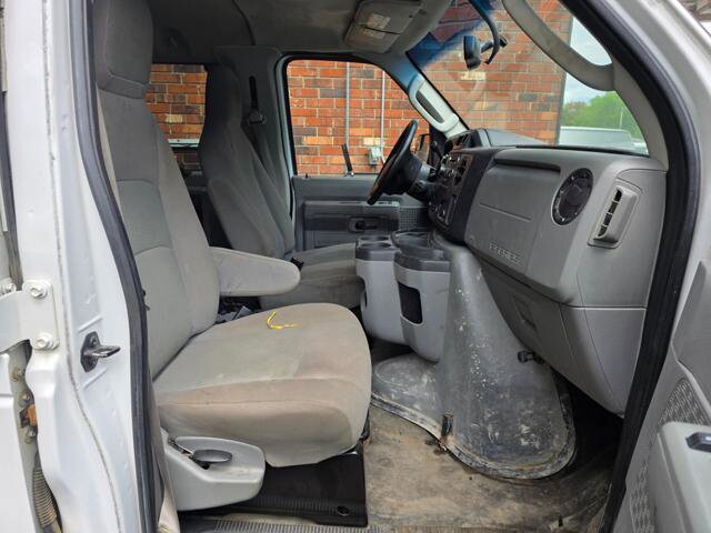2012 Ford E-350 and Econoline 350 in Blauvelt, NY 10913 - 2370142 34