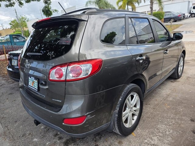2012 Hyundai Santa Fe in Pompano Beach, FL 33064 - 2370449 6