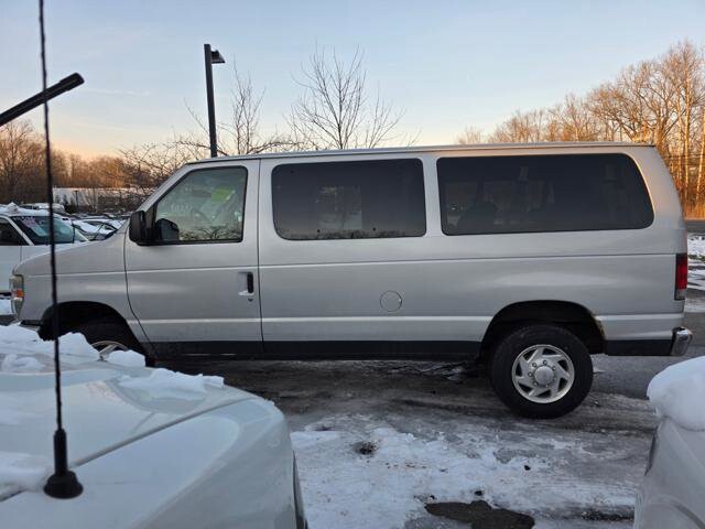 2010 Ford E-350 and Econoline 350 in Blauvelt, NY 10913 - 2370530 4