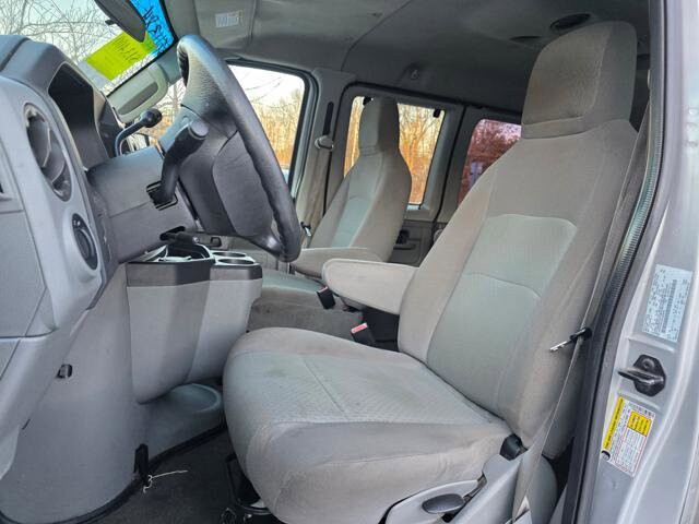 2010 Ford E-350 and Econoline 350 in Blauvelt, NY 10913 - 2370530 12