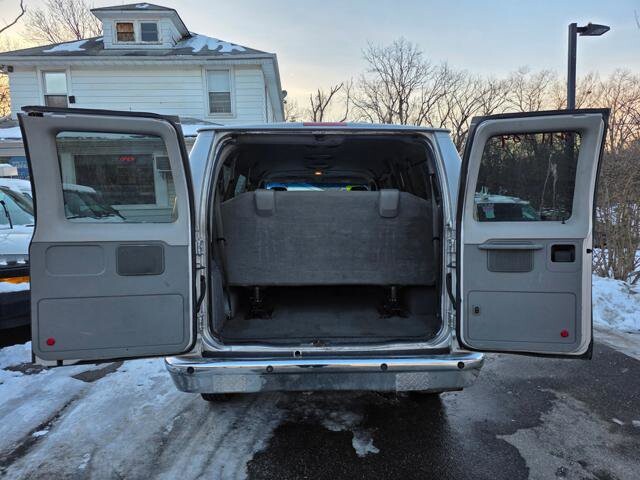 2010 Ford E-350 and Econoline 350 in Blauvelt, NY 10913 - 2370530 27