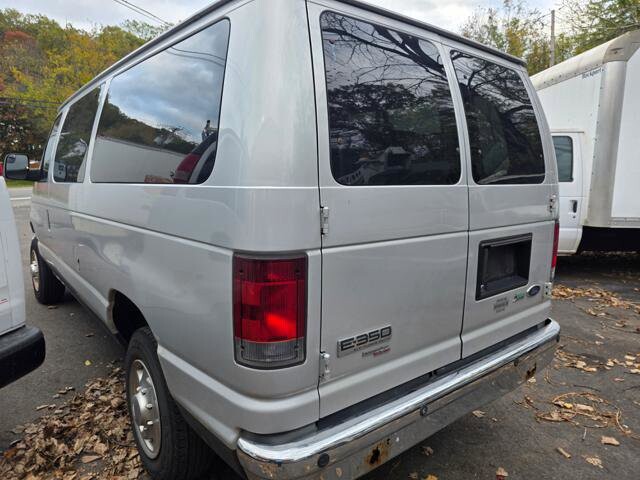 2010 Ford E-350 and Econoline 350 in Blauvelt, NY 10913 - 2370530 54