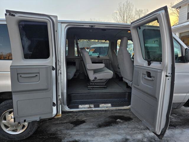 2010 Ford E-350 and Econoline 350 in Blauvelt, NY 10913 - 2370530 44